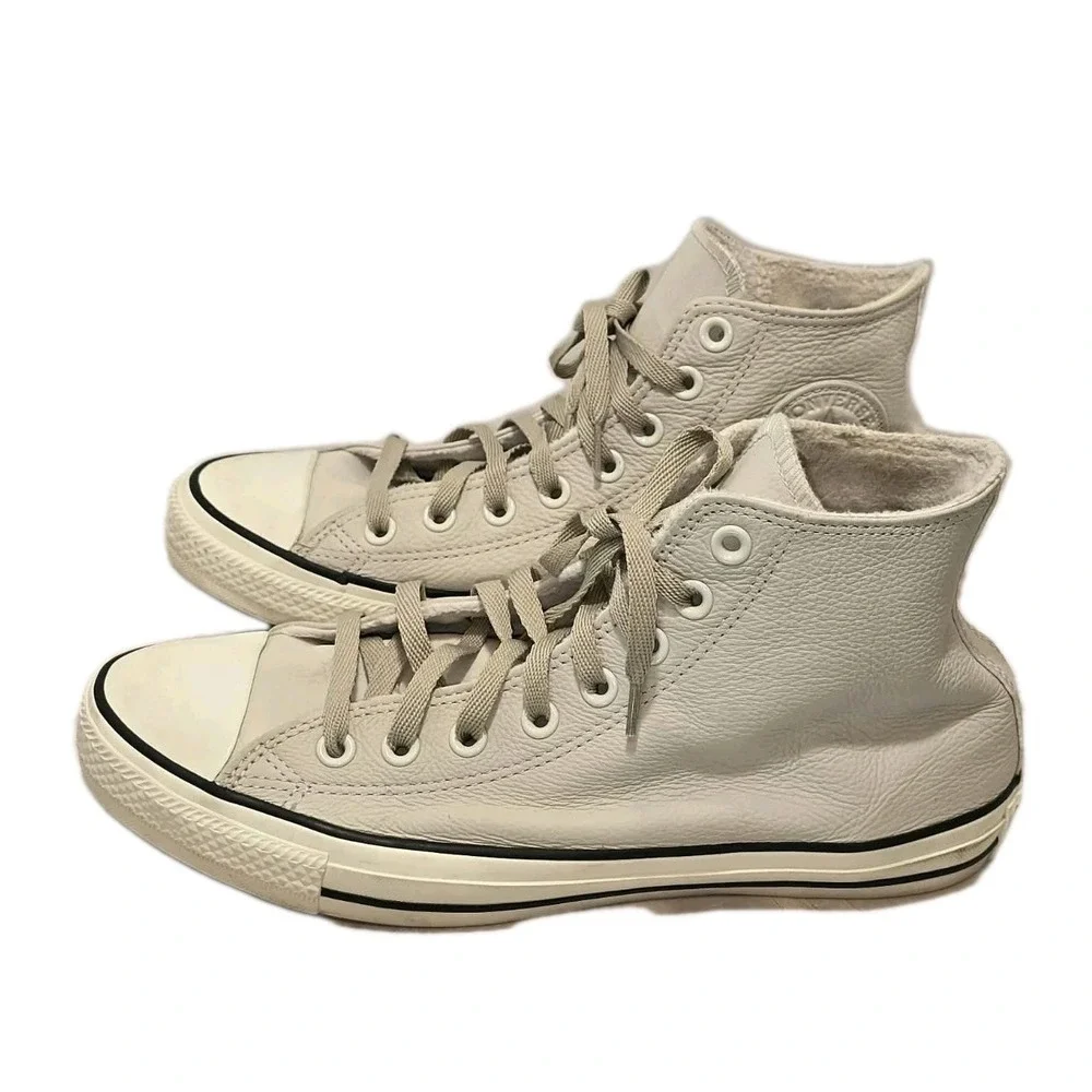Converse Chuck Taylor All Star Leather Hi Top GUC Men 8 Women 10‎ 🤍